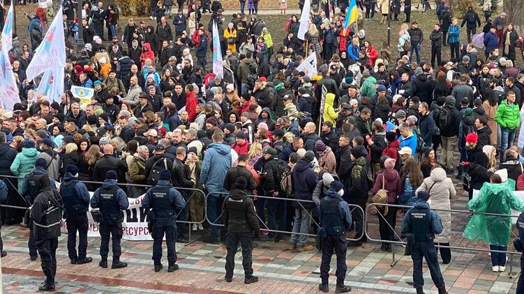 Протесты против обязательных прививок вряд ли дадут результат. Фото: Страна