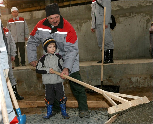 Коля Лукашенко первое появление 2008 год