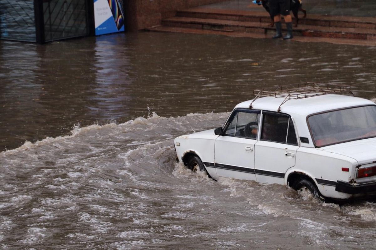 Бердянск затопило водой. Фото: brd24