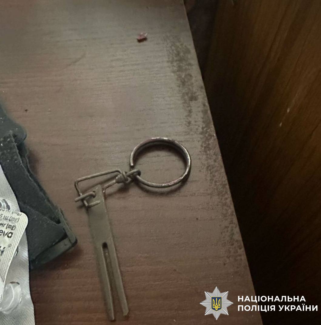 Фото висмикнути чеки. Джерело - facebook.com/UA.KyivPolice