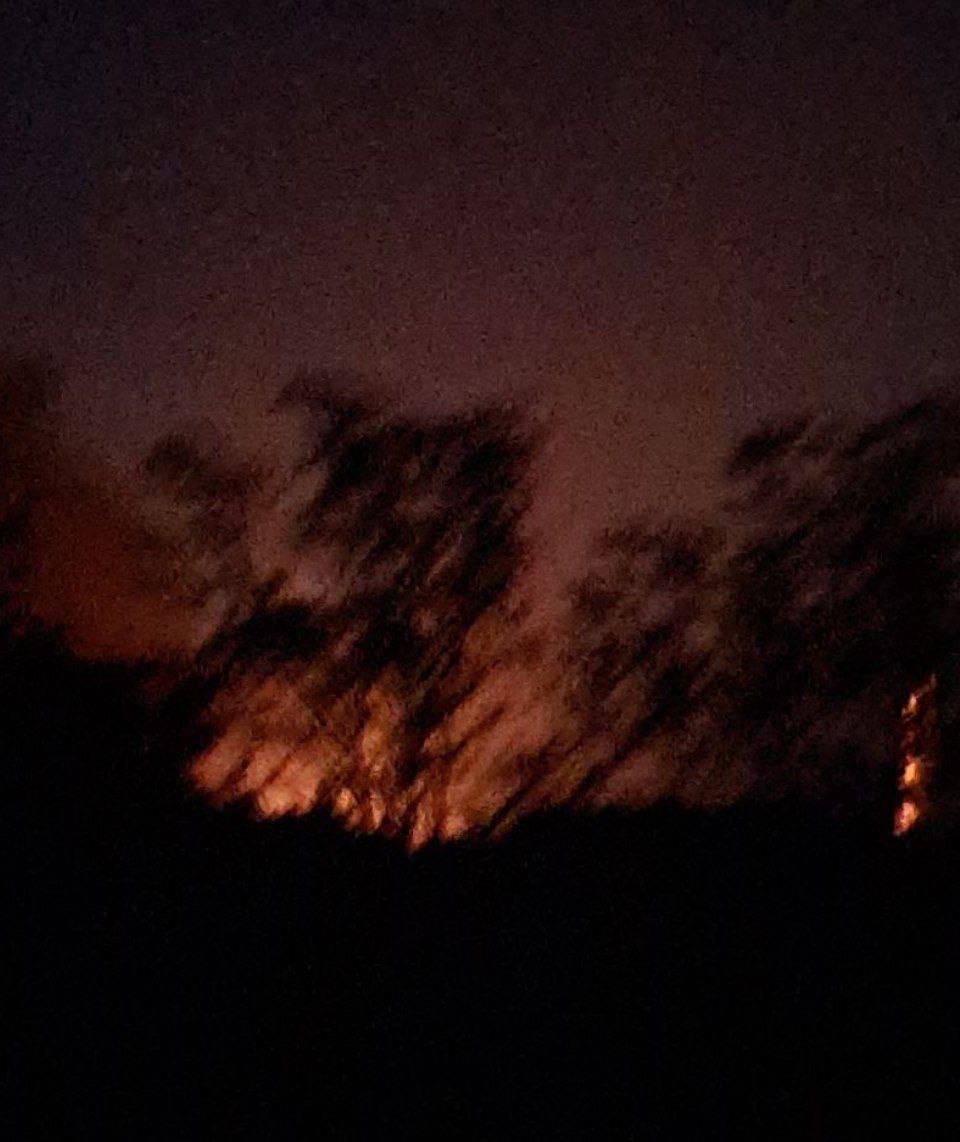 Фото (3) пожара после обстрела Краматорска. Источник - Телеграм